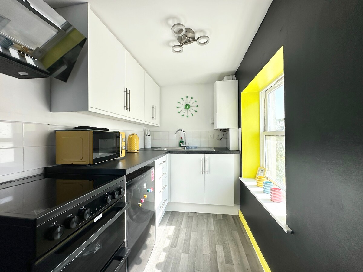 Pacman Suite, The Board Games Apartments - Image 3